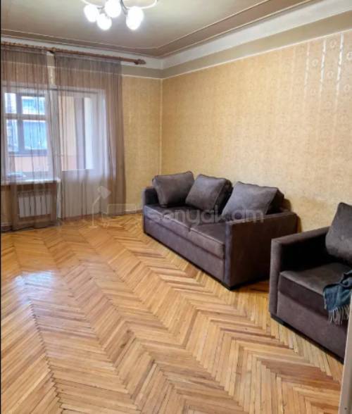 3 Սենյականոց Բնակարան Քարե Շենքում, 80քմ, 2/5 հարկ, Կապիտալ Վերանորոգված, Կահավորված, Արևկող