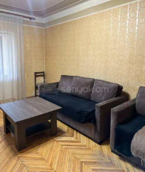 3 Սենյականոց Բնակարան Քարե Շենքում, 80քմ, 2/5 հարկ, Կապիտալ Վերանորոգված, Կահավորված, Արևկող