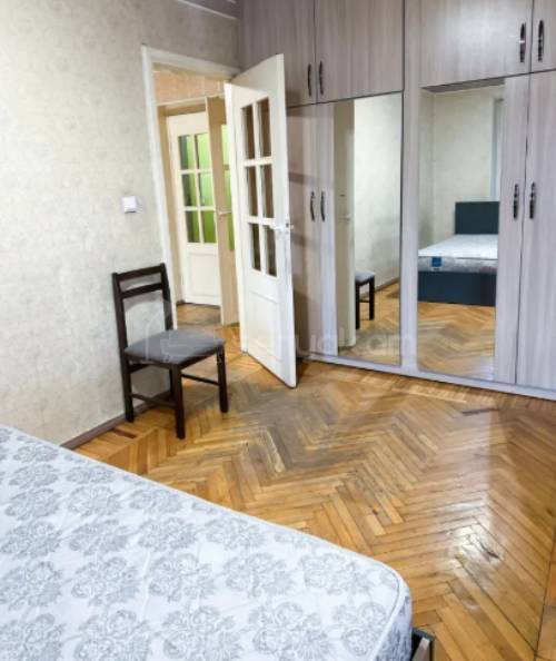 3 Սենյականոց Բնակարան Քարե Շենքում, 80քմ, 2/5 հարկ, Կապիտալ Վերանորոգված, Կահավորված, Արևկող