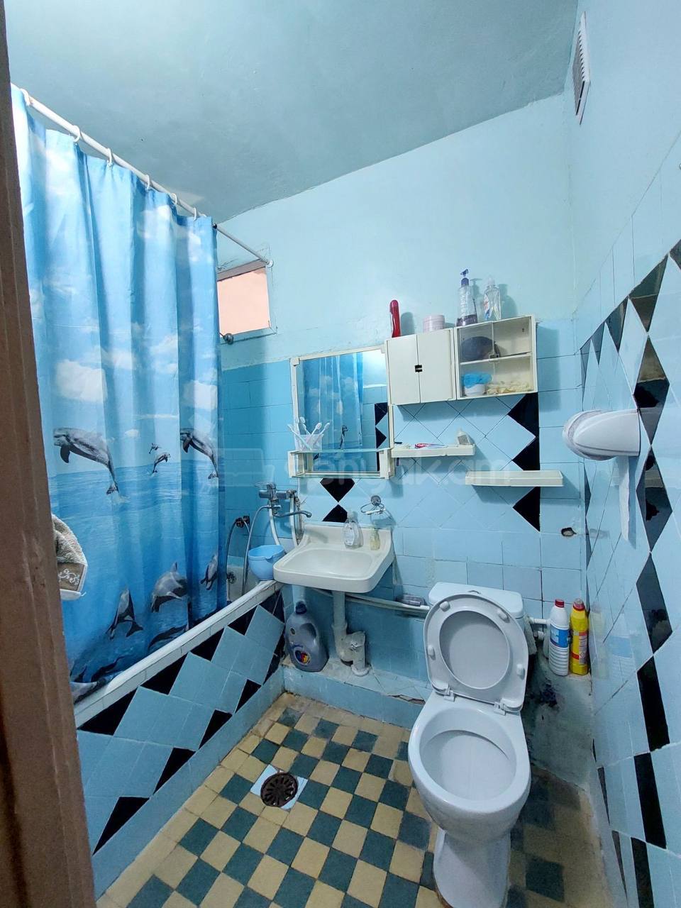 3 Սենյականոց Բնակարան Քարե Շենքում, 60քմ, 5/5 հարկ, Կոսմետիկ Վերանորոգված