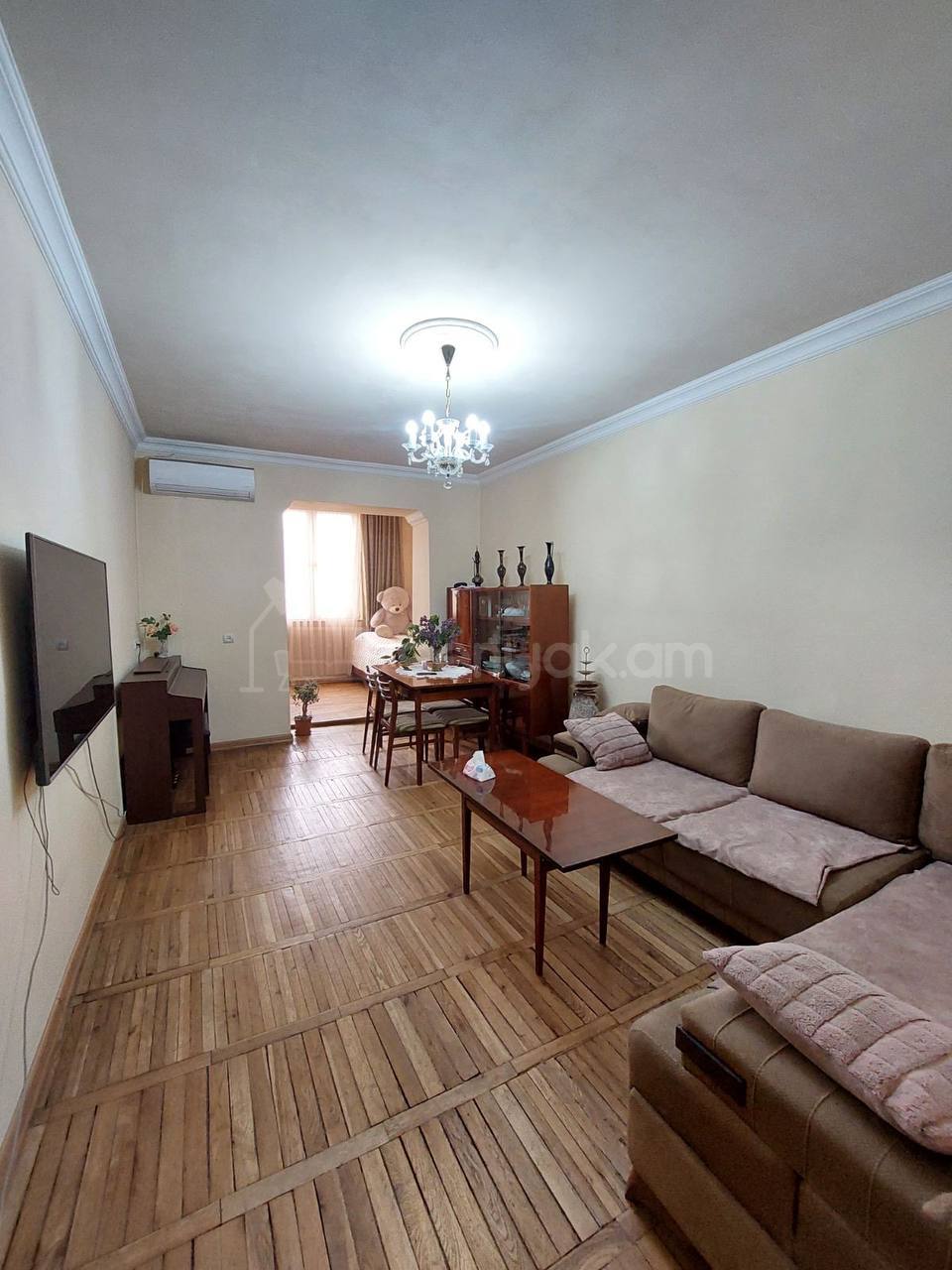 3 Սենյականոց Բնակարան Քարե Շենքում, 60քմ, 5/5 հարկ, Կոսմետիկ Վերանորոգված