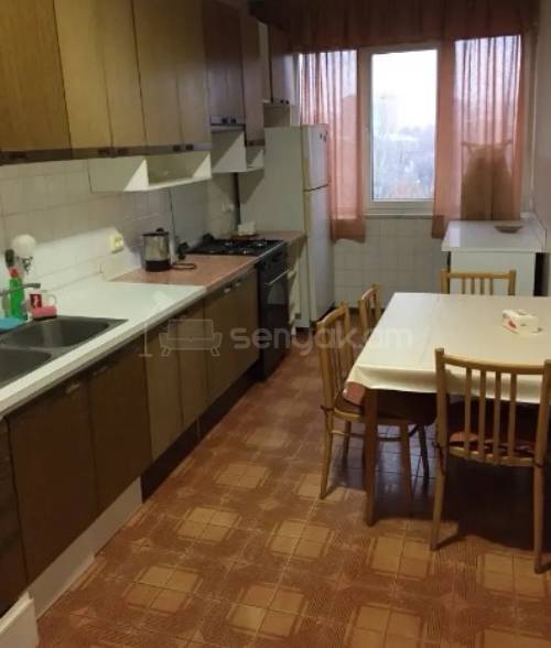 3 Սենյականոց Բնակարան Քարե Շենքում, 80քմ, 6/9 հարկ, Կոսմետիկ Վերանորոգված, Կահավորված
