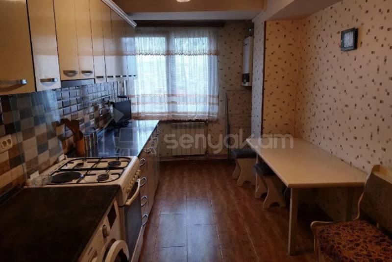4 Սենյականոց Բնակարան, 102քմ, 10/14 հարկ, Կոսմետիկ Վերանորոգված