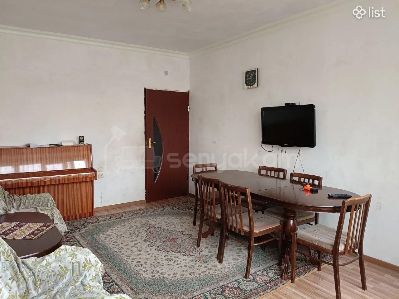 3 Սենյականոց Բնակարան Քարե Շենքում, 75քմ, 3/9 հարկ, Նորմալ Վիճակում, Կահավորված