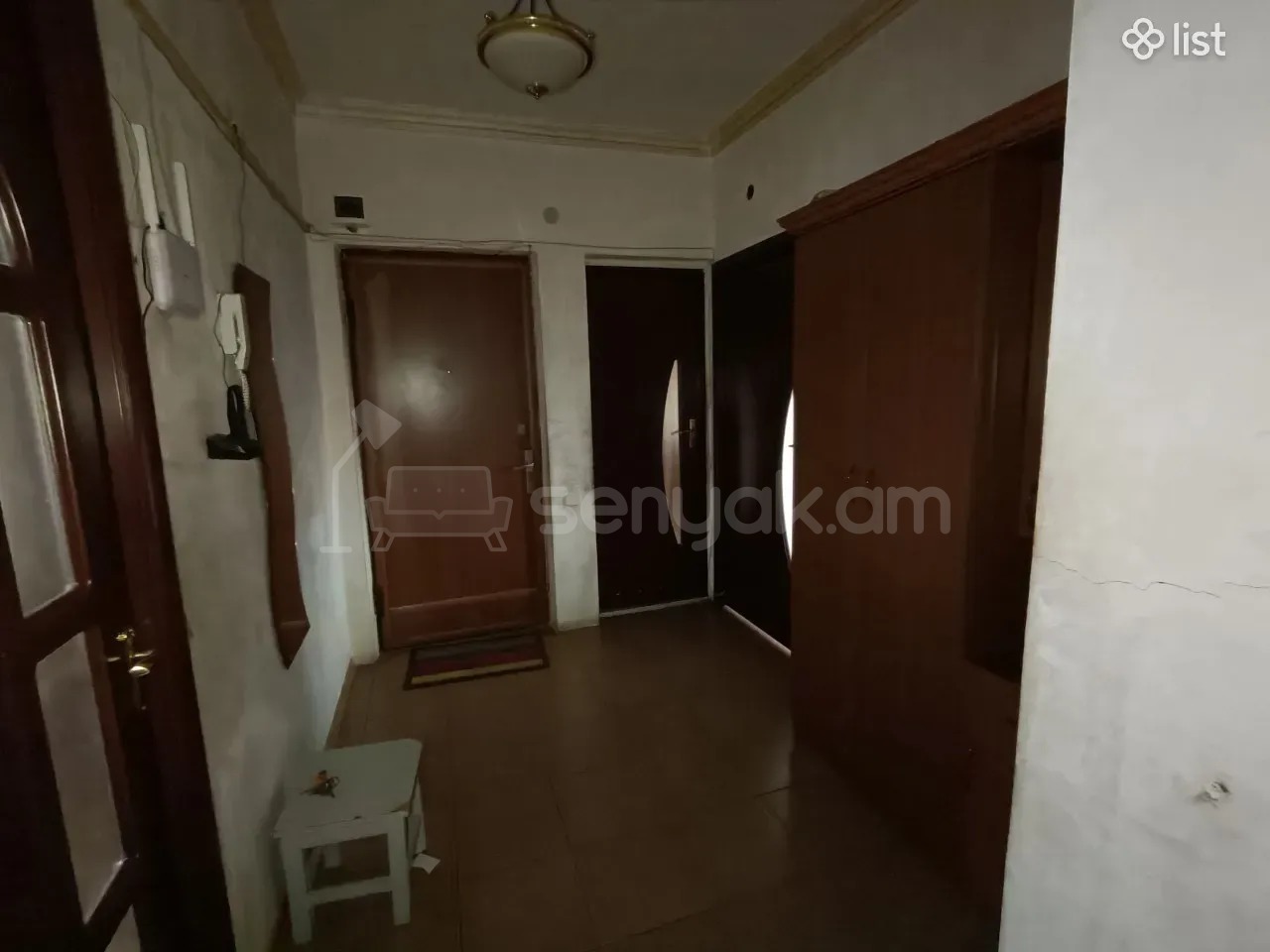 3 Սենյականոց Բնակարան Քարե Շենքում, 75քմ, 3/9 հարկ, Նորմալ Վիճակում, Կահավորված