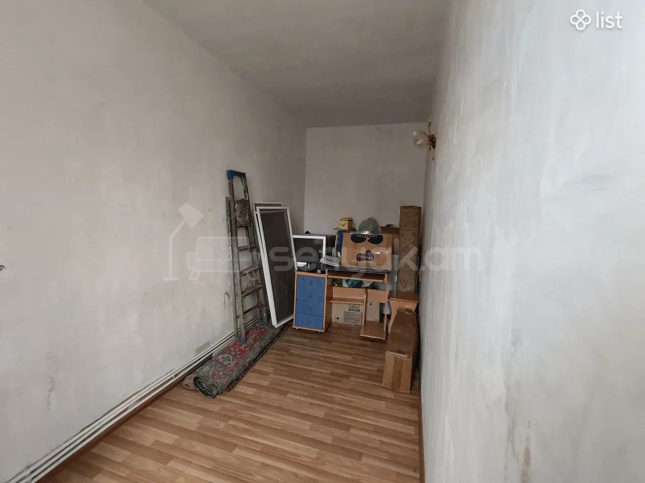 3 Սենյականոց Բնակարան Քարե Շենքում, 75քմ, 3/9 հարկ, Նորմալ Վիճակում, Կահավորված