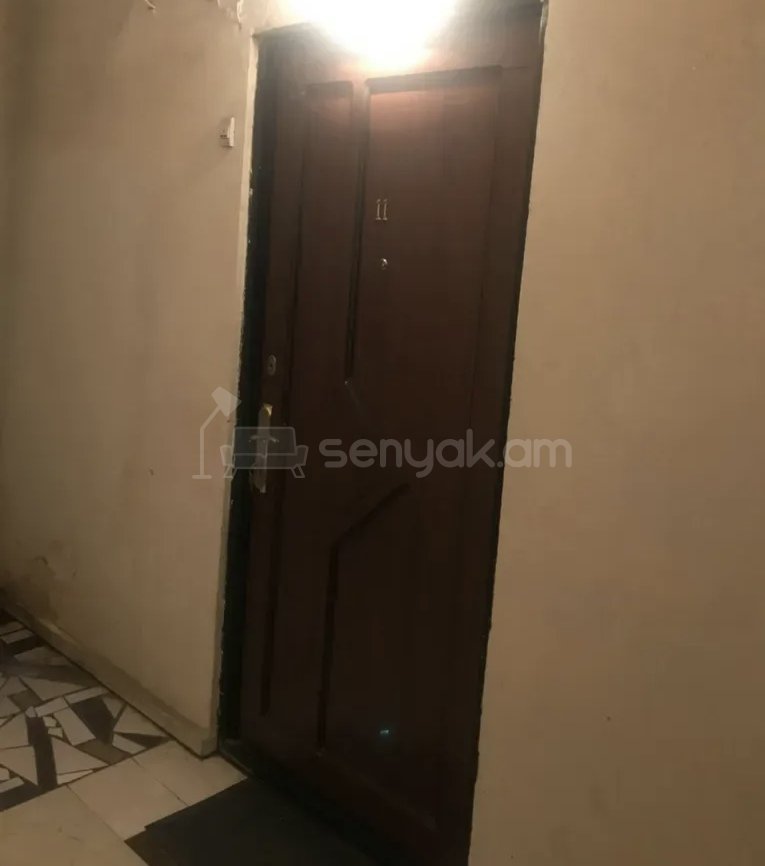 2 Սենյականոց Բնակարան Քարե Շենքում, 45քմ, 2/4 հարկ, Նորմալ Վիճակում, Կահավորված