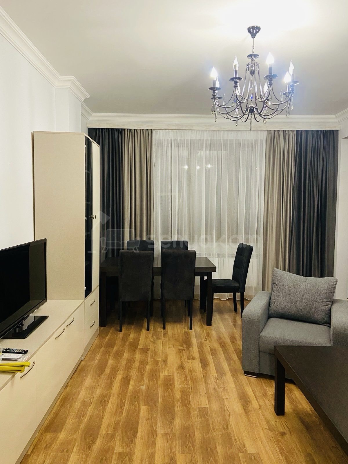 3 Սենյականոց Բնակարան Նորակառույցում, 100քմ, 2/14 հարկ, Կապիտալ Վերանորոգված, Կահավորված