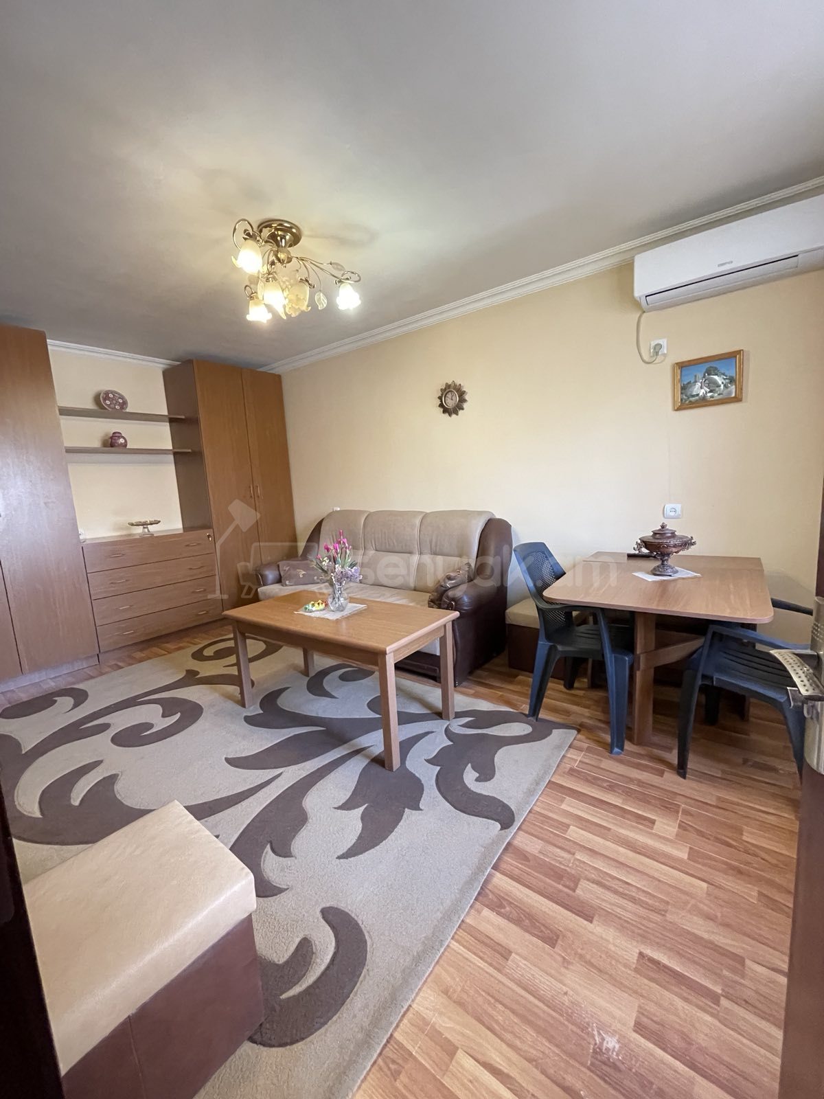 1 Սենյականոց Բնակարան Քարե Շենքում, 32քմ, 3/4 հարկ, Կապիտալ Վերանորոգված, Կահավորված