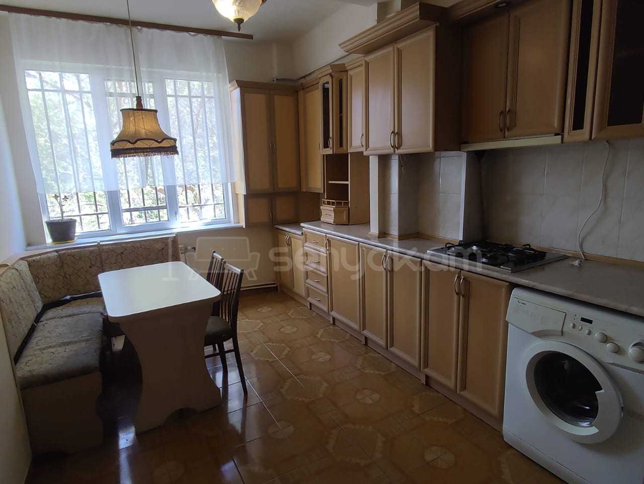 3 Սենյականոց Բնակարան, 90քմ, 1/9 հարկ, Կապիտալ Վերանորոգված, Կահավորված