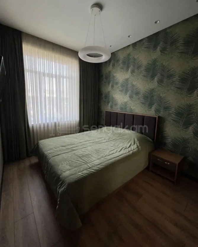 2 Սենյականոց Բնակարան Քարե Շենքում, 42քմ, 4/4 հարկ, Դիզայներական Վերանորոգված, Կահավորված, Արևկող