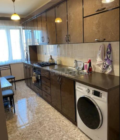 3 Սենյականոց Բնակարան, 74քմ, 8/9 հարկ, Կապիտալ Վերանորոգված