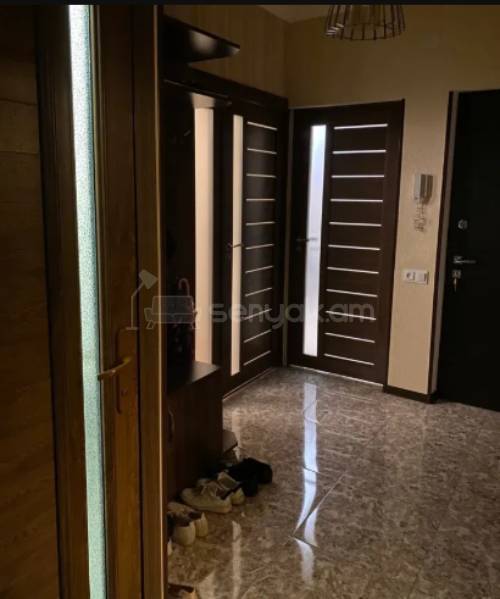 3 Սենյականոց Բնակարան, 74քմ, 8/9 հարկ, Կապիտալ Վերանորոգված