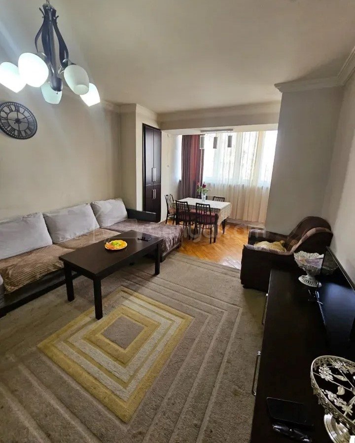 3 Սենյականոց Բնակարան, 79քմ, 2/9 հարկ, Նորմալ Վիճակում