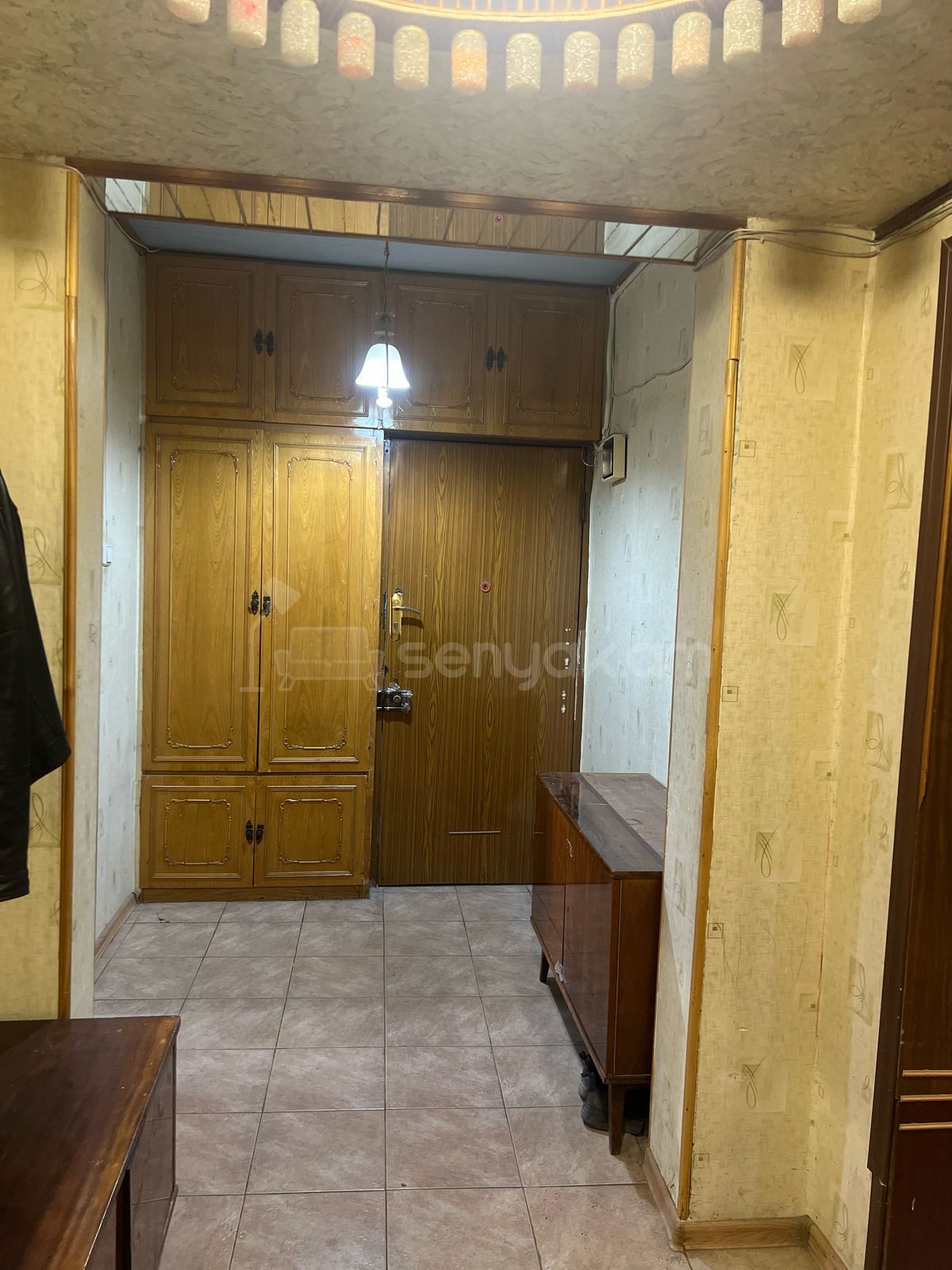 4 Սենյականոց Բնակարան, 92քմ, 8/9 հարկ, Նորմալ Վիճակում