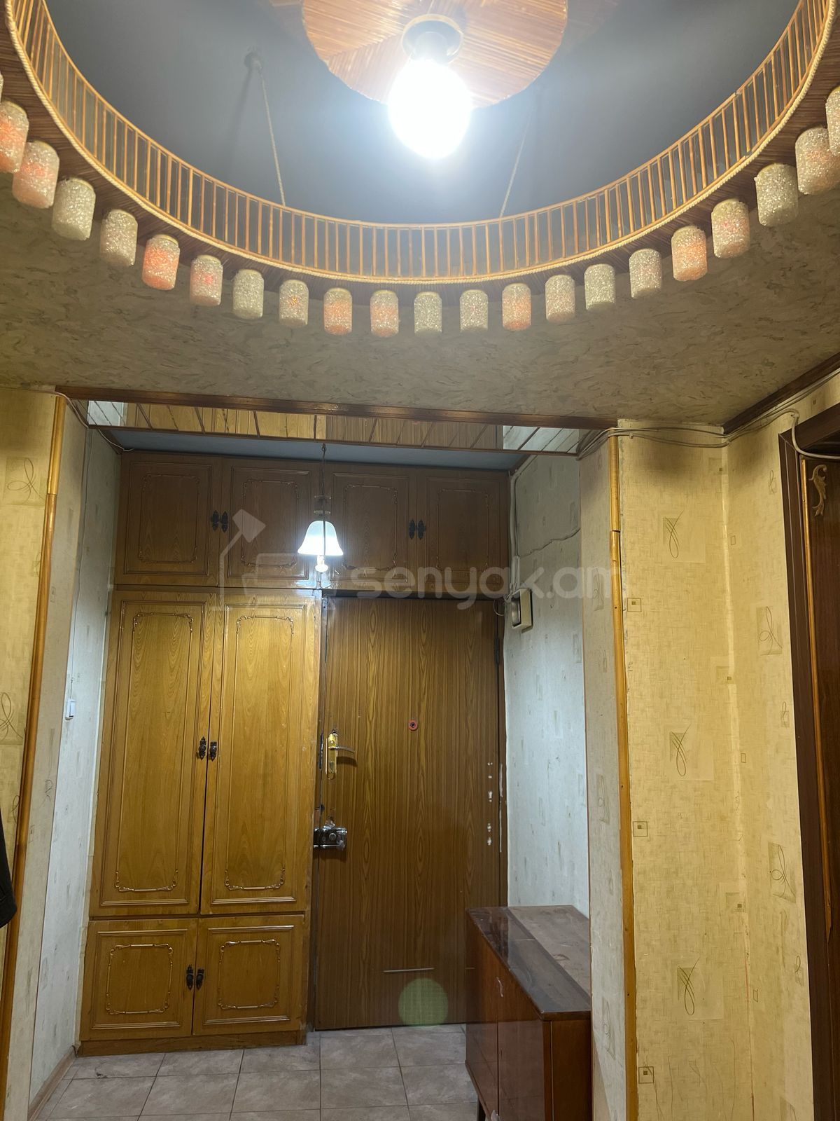 4 Սենյականոց Բնակարան, 92քմ, 8/9 հարկ, Նորմալ Վիճակում