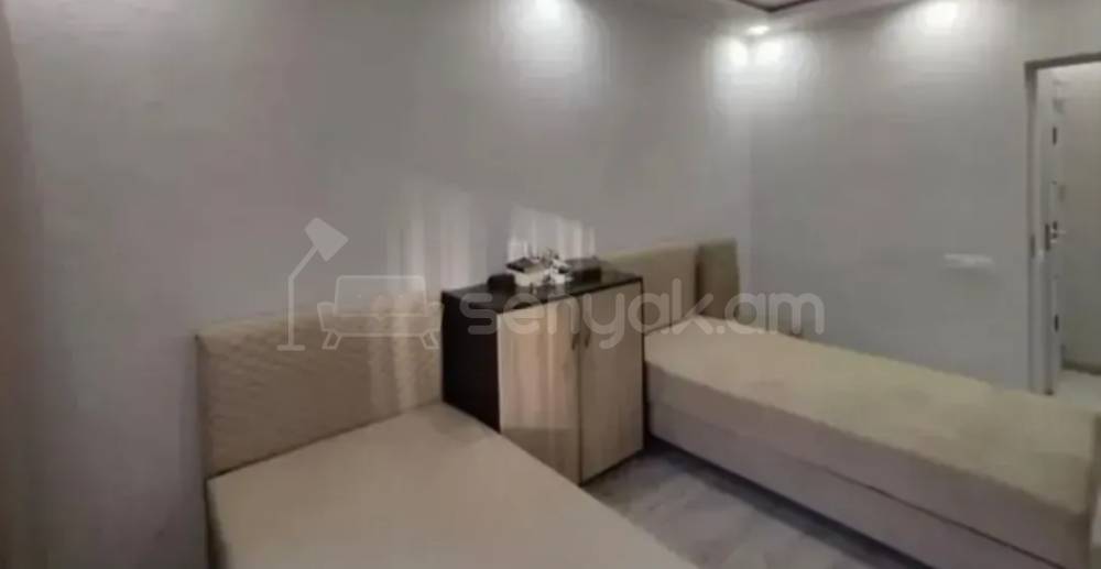 3 Սենյականոց Բնակարան, 78քմ, 2/9 հարկ, Կապիտալ Վերանորոգված