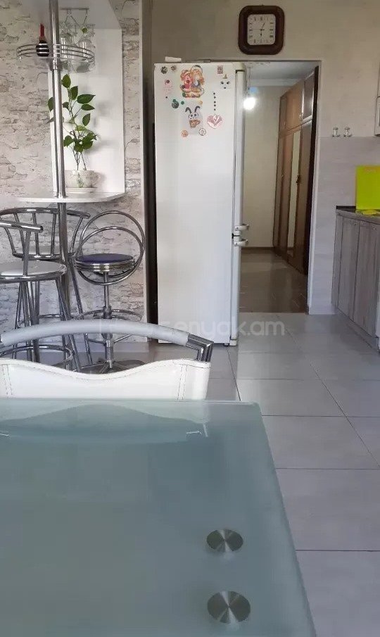 3 Սենյականոց Բնակարան, 64քմ, 7/9 հարկ, Կապիտալ Վերանորոգված