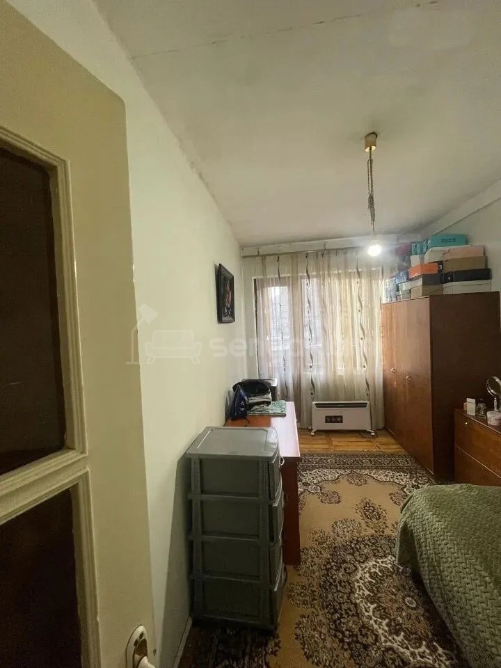 3 Սենյականոց Բնակարան, 75քմ, 2/9 հարկ, Պետական Վիճակում