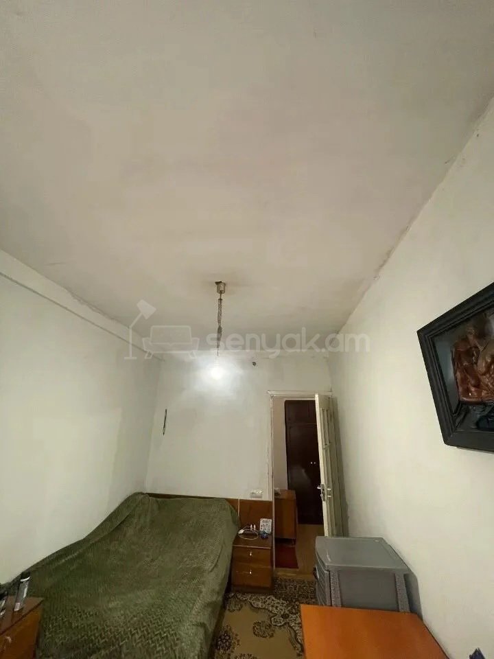 3 Սենյականոց Բնակարան, 75քմ, 2/9 հարկ, Պետական Վիճակում