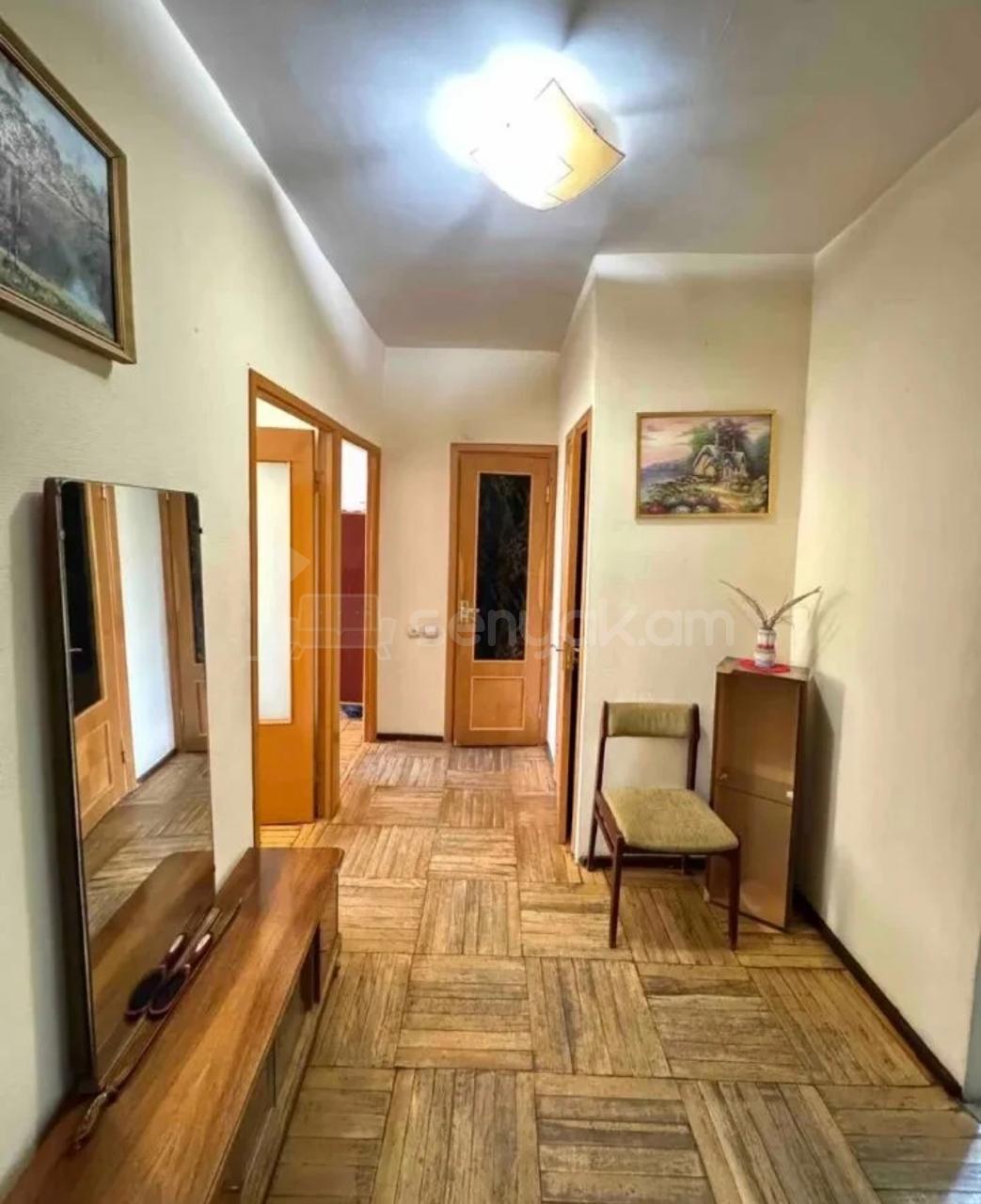 3 Սենյականոց Բնակարան, 73քմ, 2/9 հարկ, Նորմալ Վիճակում