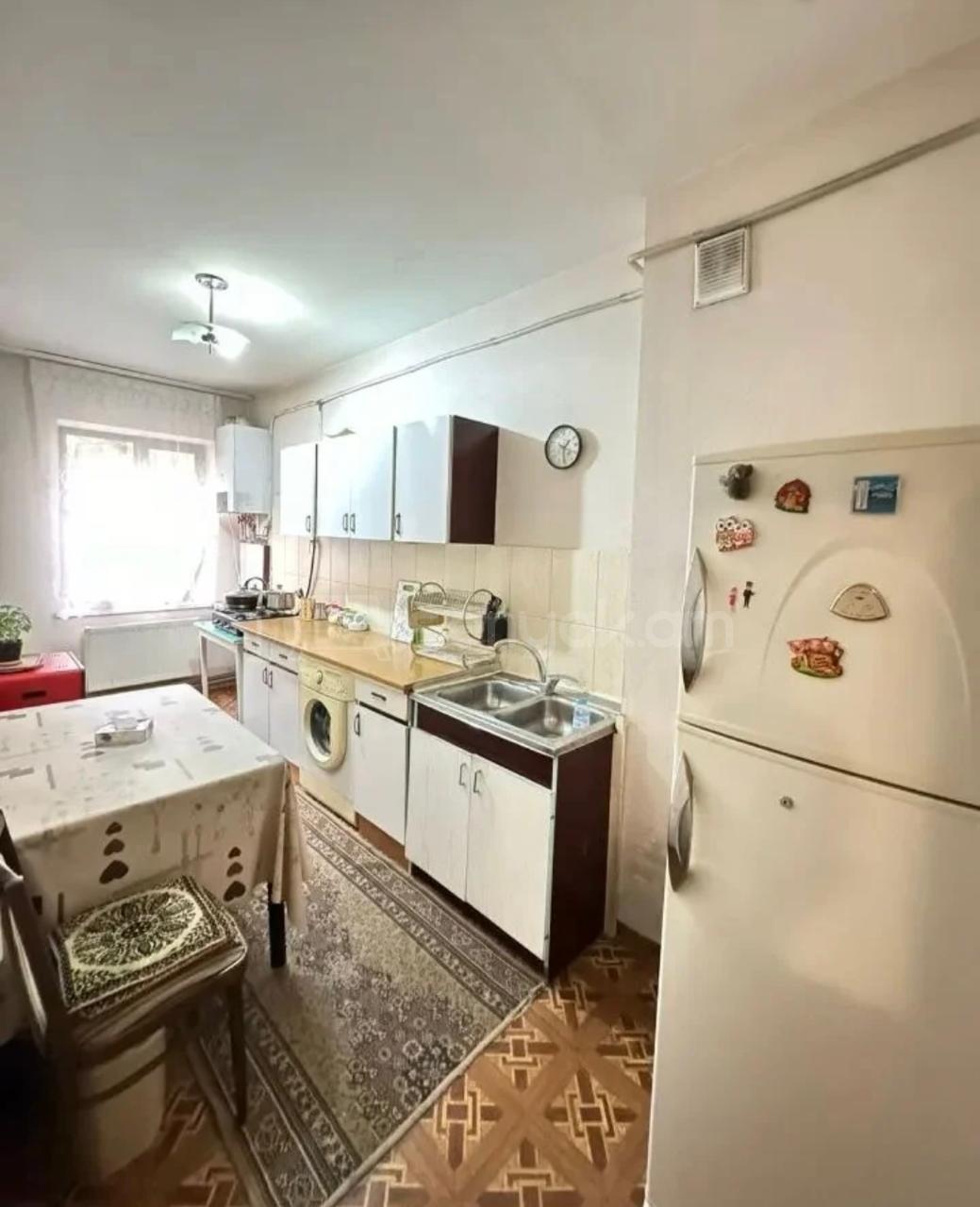3 Սենյականոց Բնակարան, 73քմ, 2/9 հարկ, Նորմալ Վիճակում