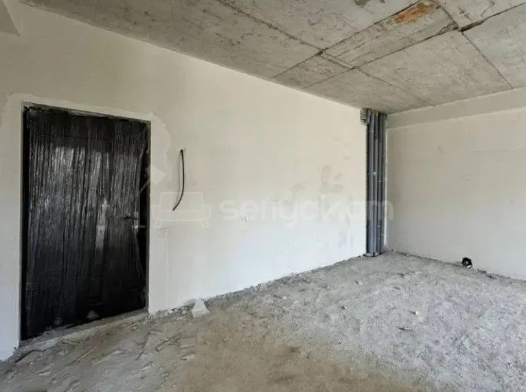 2 Սենյականոց Բնակարան, 42քմ, 5/21 հարկ, Զրոյական Վիճակում