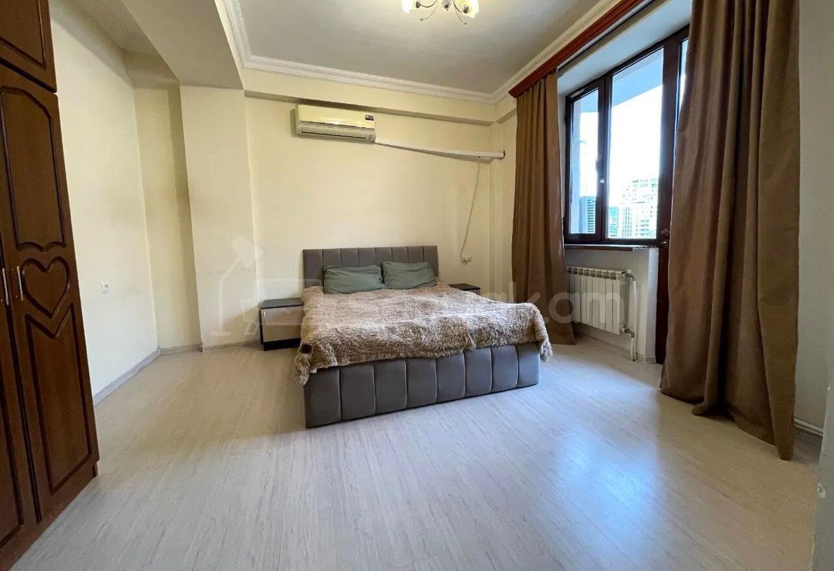 2 Սենյականոց Բնակարան, 67քմ, 6/7 հարկ, Դիզայներական Վերանորոգված, Կահավորված, Արևկող