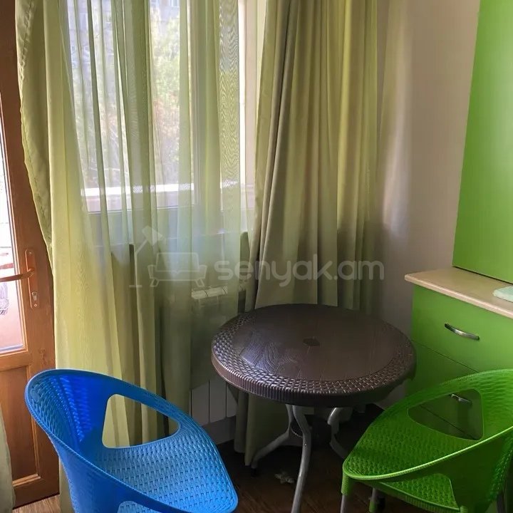1 Սենյականոց Բնակարան, 50քմ, 4/9 հարկ, Կապիտալ Վերանորոգված, Կահավորված, Արևկող
