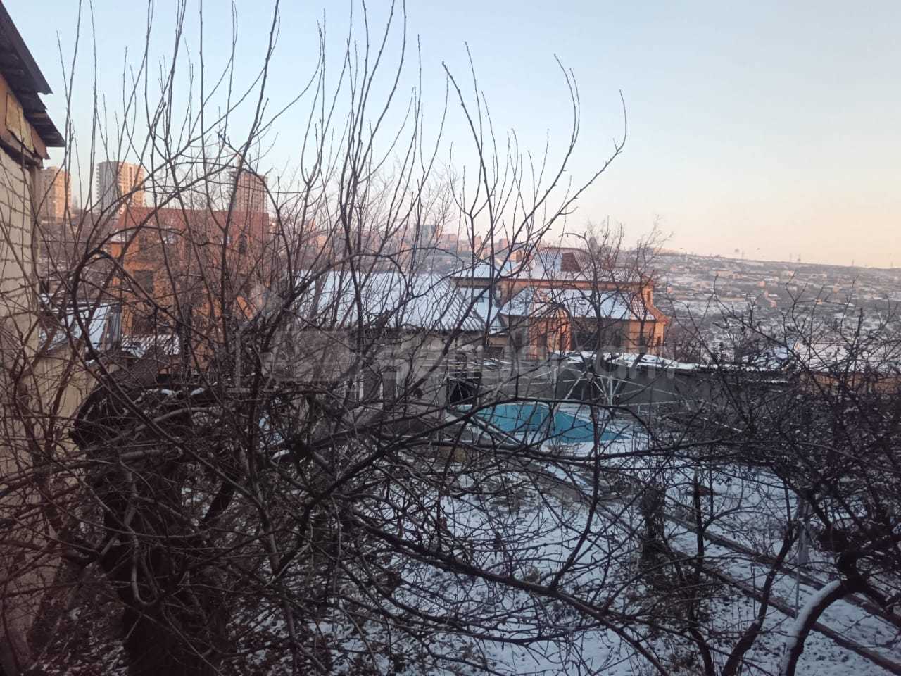 4 Սենյականոց Սեփական Տուն, 125քմ, Նորմալ Վիճակում, Մասամբ Կահավորված, Ավտոտնակով