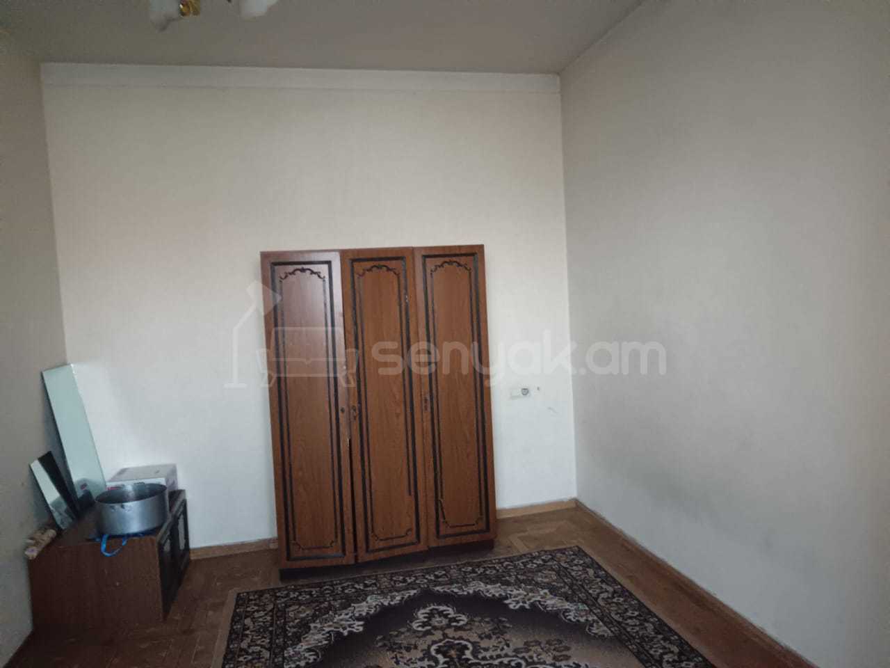 4 Սենյականոց Սեփական Տուն, 125քմ, Նորմալ Վիճակում, Մասամբ Կահավորված, Ավտոտնակով