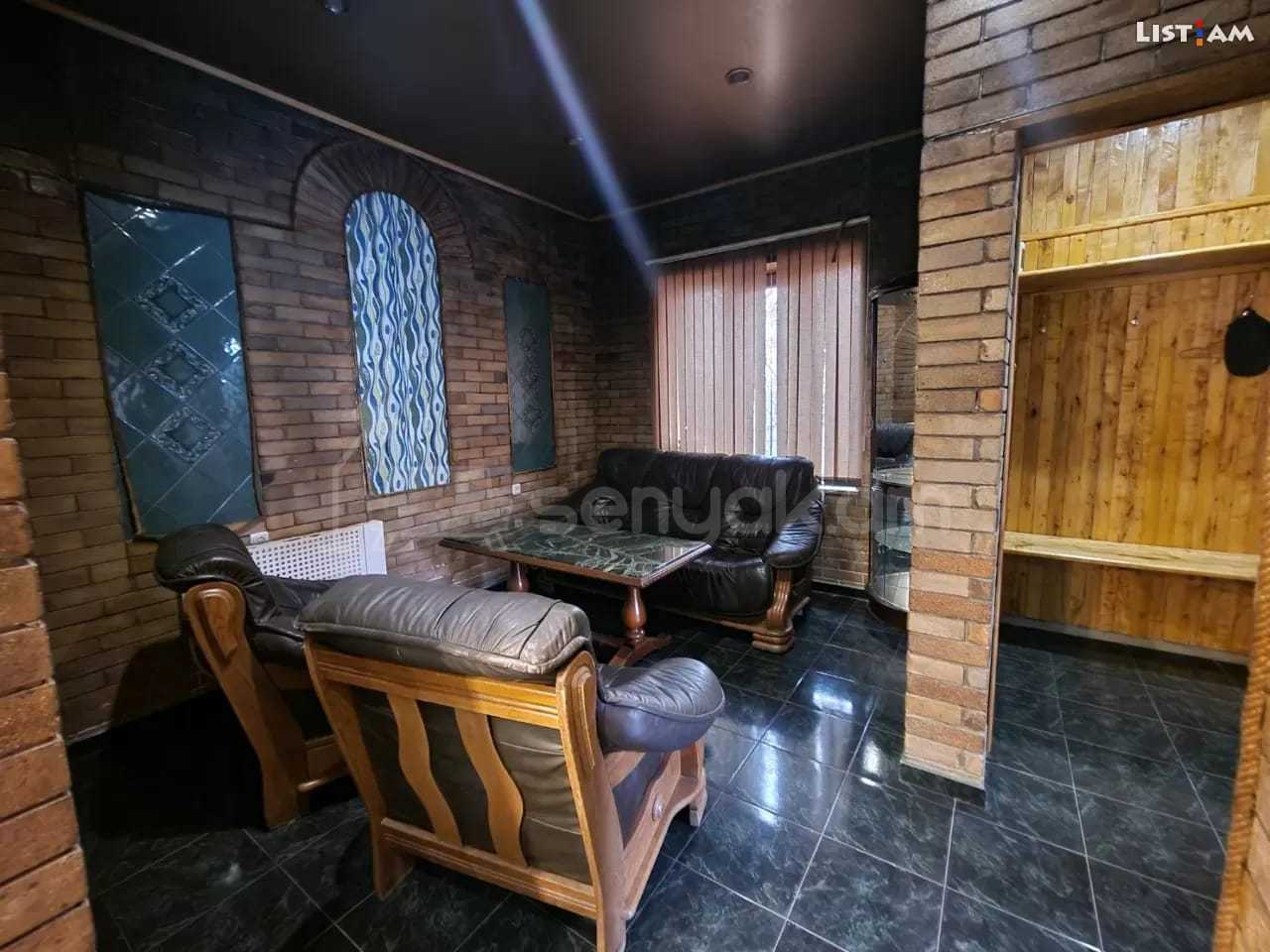 5 Սենյականոց Շքեղ Առանձնատուն, 300քմ, Լողավազանով