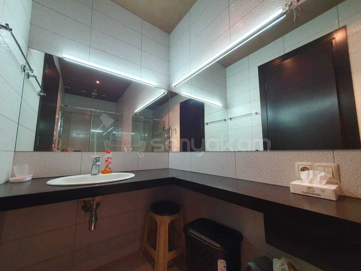 2 Սենյականոց Բնակարան Քարե Շենքում, 61քմ, 3/4 հարկ, Կապիտալ Վերանորոգված, Կահավորված