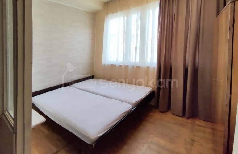 2 Սենյականոց Բնակարան Քարե Շենքում, 45քմ, 4/5 հարկ, Կապիտալ Վերանորոգված, Կահավորված