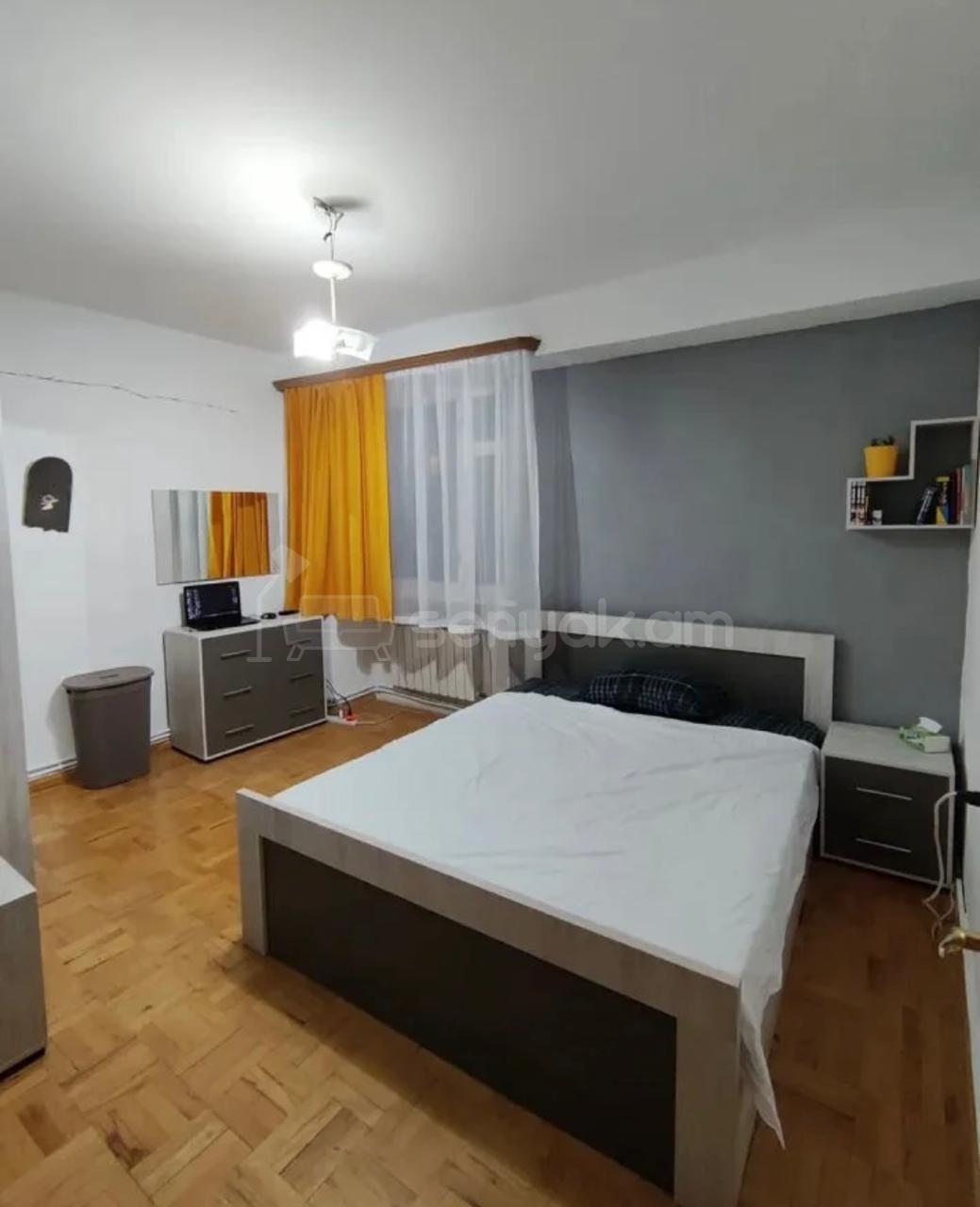 3 Սենյականոց Բնակարան, 93քմ, 8/9 հարկ, Պետական Վիճակում