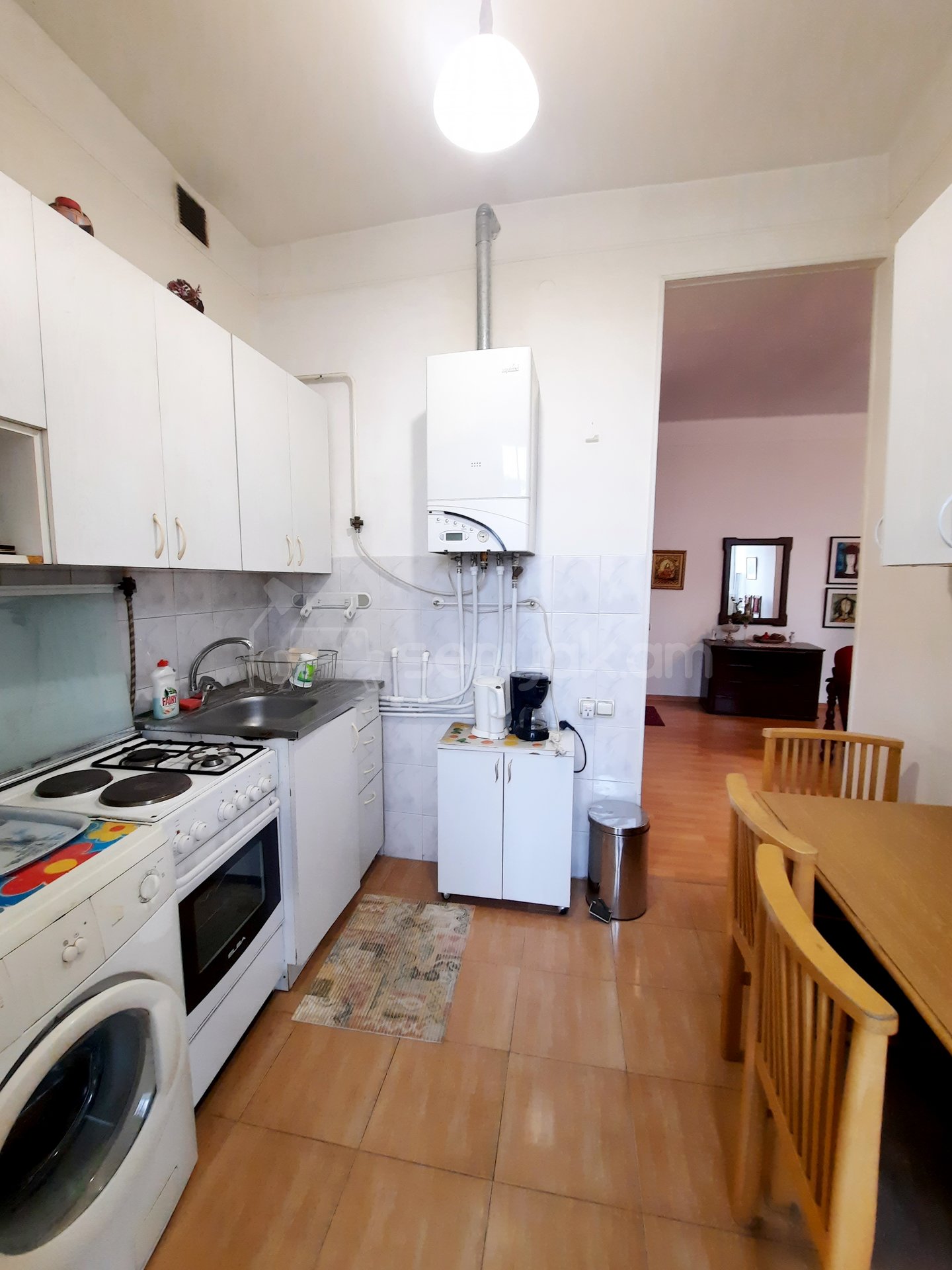 2 Սենյականոց Բնակարան Քարե Շենքում, 70քմ, 4/6 հարկ, Կապիտալ Վերանորոգված, Կահավորված, Արևկող