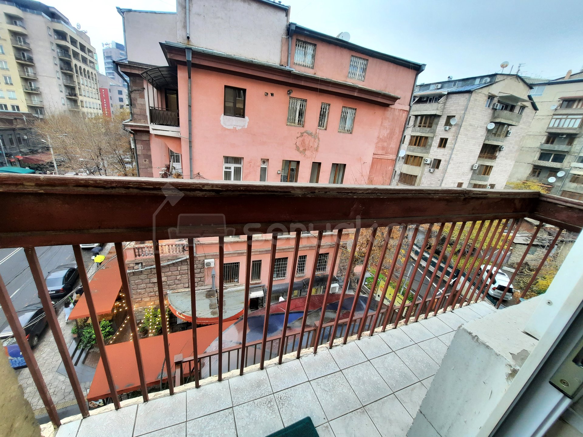 2 Սենյականոց Բնակարան Քարե Շենքում, 70քմ, 4/6 հարկ, Կապիտալ Վերանորոգված, Կահավորված, Արևկող