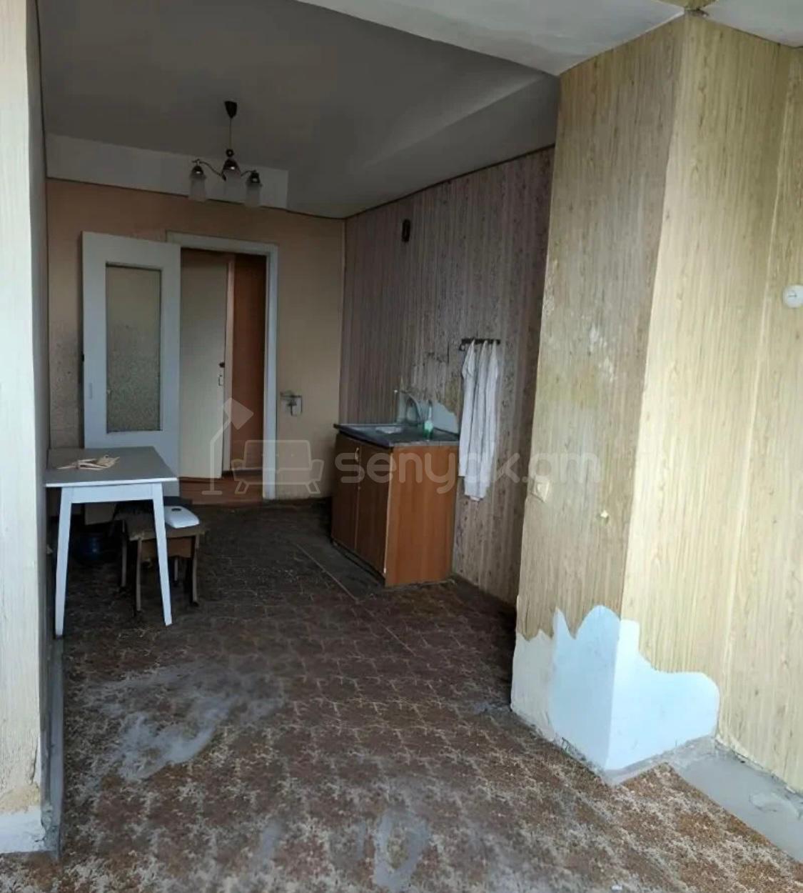 3 Սենյականոց Բնակարան, 89քմ, 13/16 հարկ, Նորմալ Վիճակում