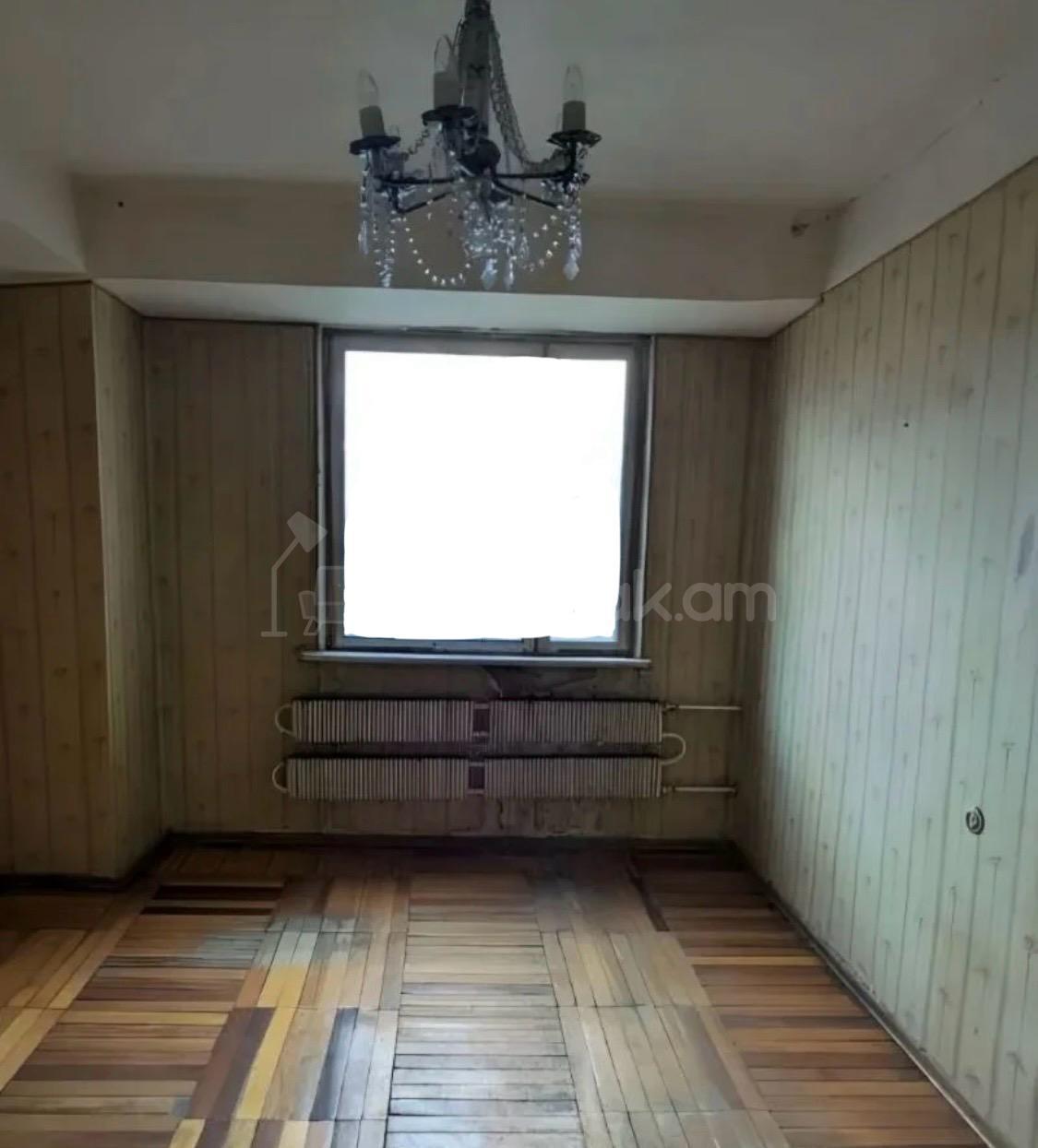 3 Սենյականոց Բնակարան, 89քմ, 13/16 հարկ, Նորմալ Վիճակում