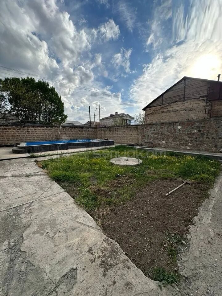 5 Սենյականոց Սեփական Տուն, 435քմ, Կապիտալ Վերանորոգված, Ավտոտնակով