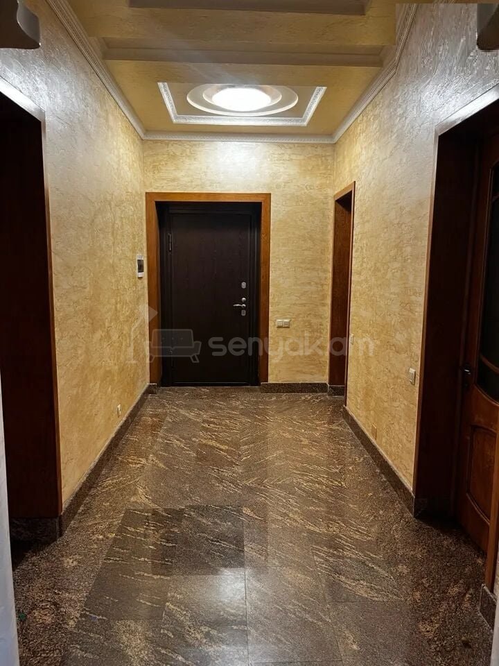 5 Սենյականոց Սեփական Տուն, 435քմ, Կապիտալ Վերանորոգված, Ավտոտնակով