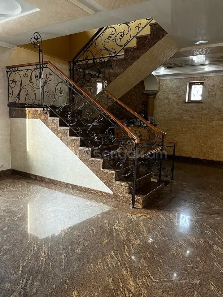 5 Սենյականոց Սեփական Տուն, 435քմ, Կապիտալ Վերանորոգված, Ավտոտնակով