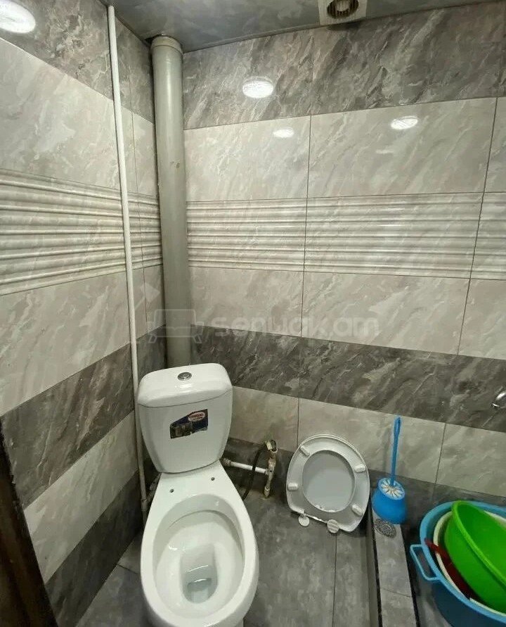 1 Սենյականոց Բնակարան, 30քմ, 1/4 հարկ, Պետական Վիճակում