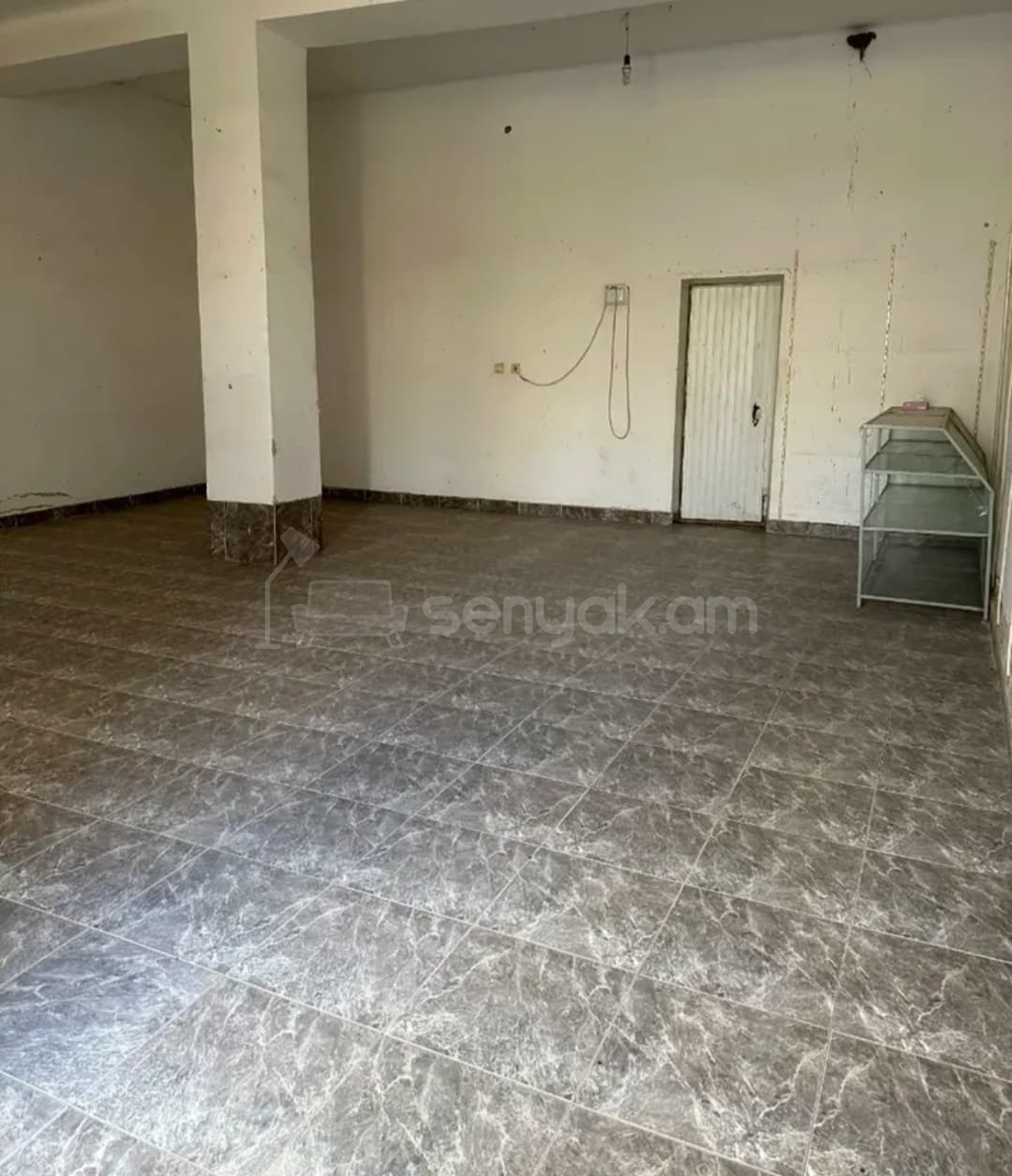 3 Սենյականոց Սեփական Տուն, 380քմ, Նորմալ Վիճակում, Ավտոտնակով