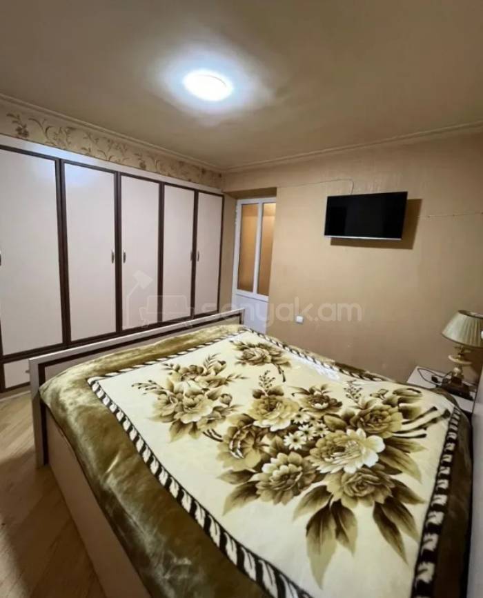 3 Սենյականոց Բնակարան, 130քմ, 1/15 հարկ, Դիզայներական Վերանորոգված, Կահավորված, Արևկող