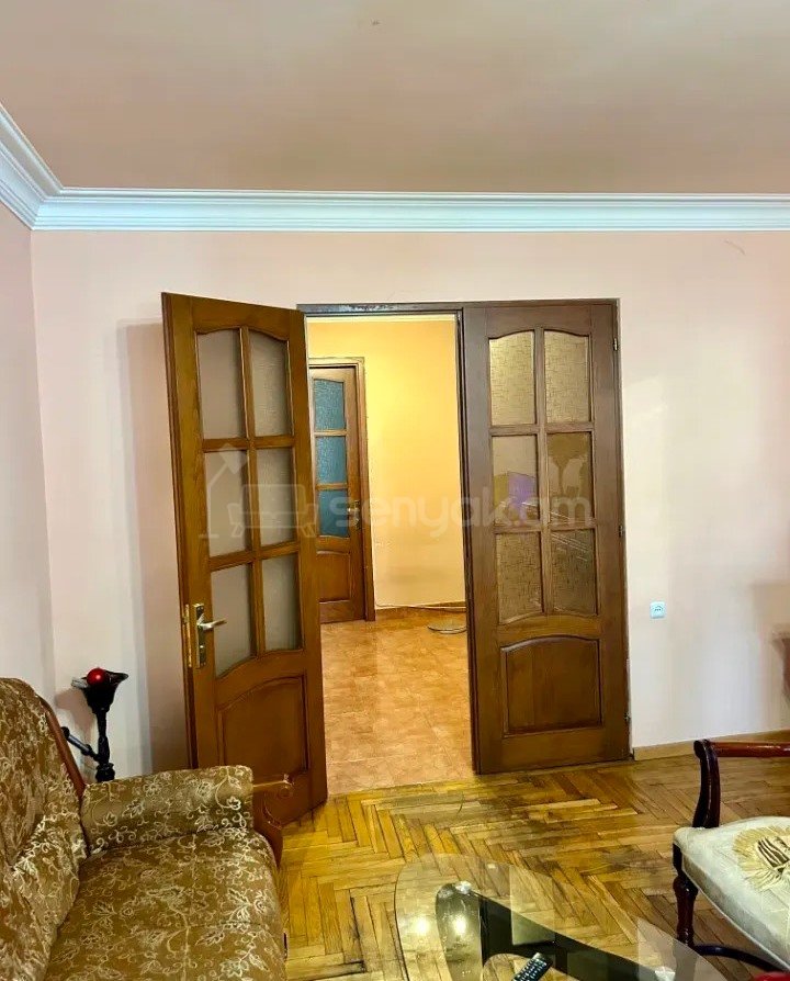 3 Սենյականոց Բնակարան, 92քմ, 1/7 հարկ, Կապիտալ Վերանորոգված