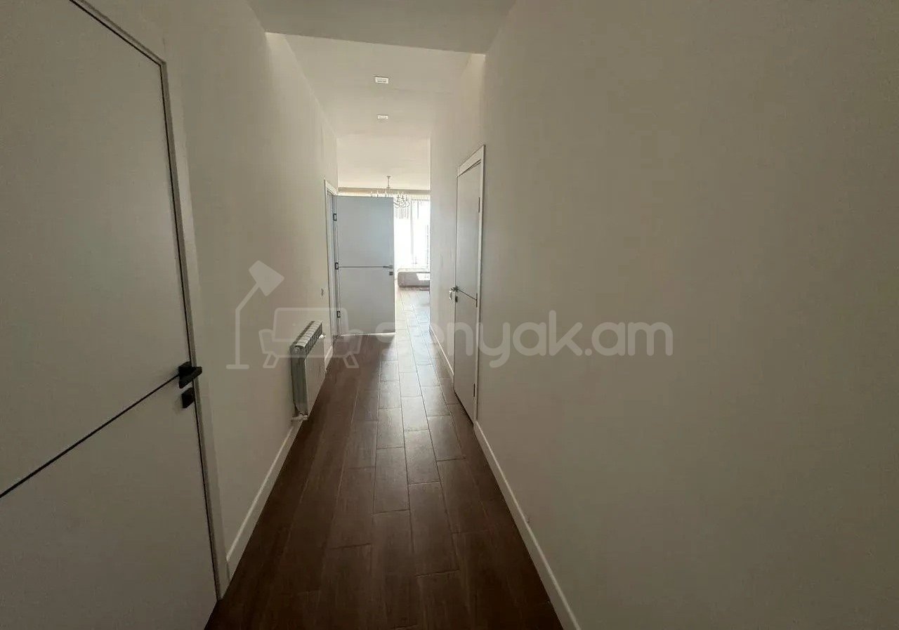 3 Սենյականոց Բնակարան Նորակառույցում, 76քմ, 2/9 հարկ, Դիզայներական Վերանորոգված, Կահավորված