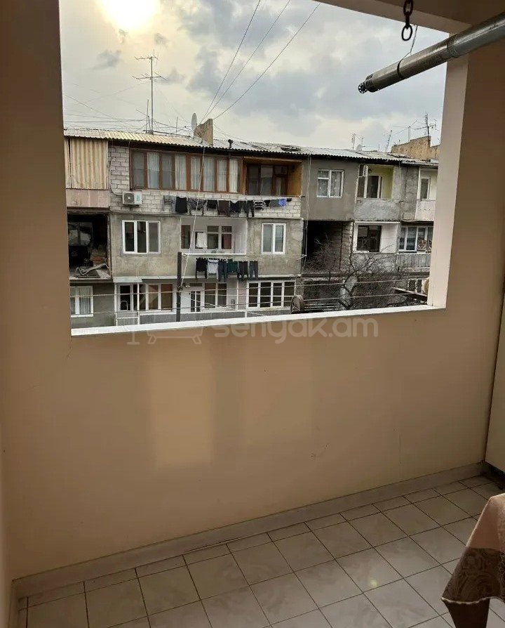 5 Սենյականոց Բնակարան, 100քմ, 3/5 հարկ, Կապիտալ Վերանորոգված