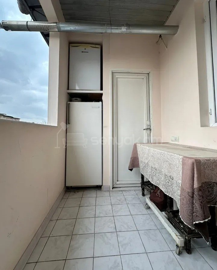 5 Սենյականոց Բնակարան, 100քմ, 3/5 հարկ, Կապիտալ Վերանորոգված