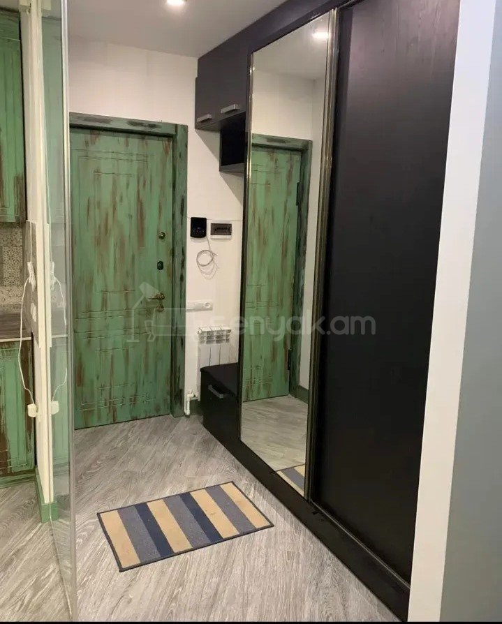 2 Սենյականոց Բնակարան Նորակառույցում, 70քմ, 2/4 հարկ, Դիզայներական Վերանորոգված, Կահավորված